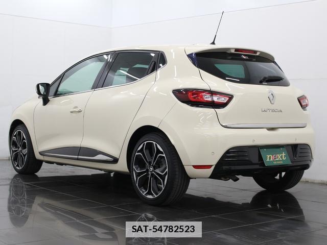 Renault LUTECIA 2017-02 7806760-14