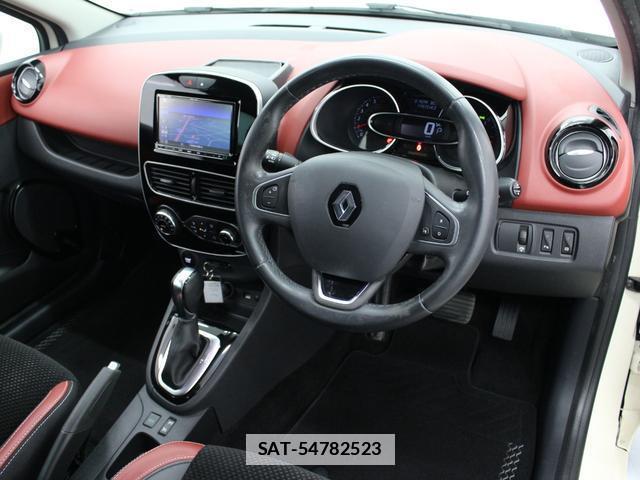 Renault LUTECIA 2017-02 7806760-8
