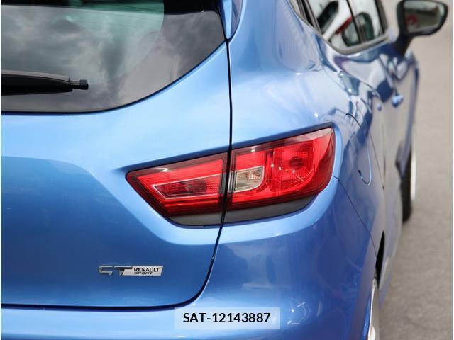 Renault LUTECIA 2015-03 7808662-15