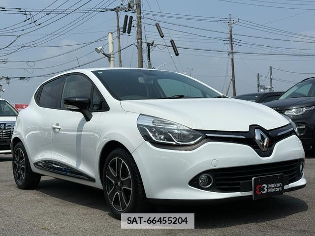 Renault LUTECIA 2016-06 7808763-13