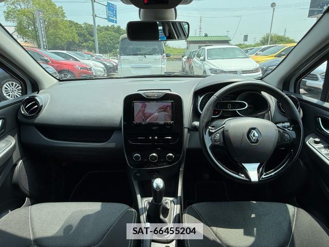 Renault LUTECIA 2016-06 7808763-3