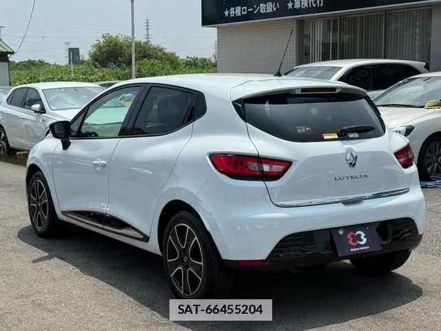 Renault LUTECIA 2016-06 7808763-9
