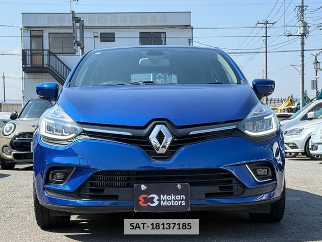Renault LUTECIA 2021-05 7808788-2