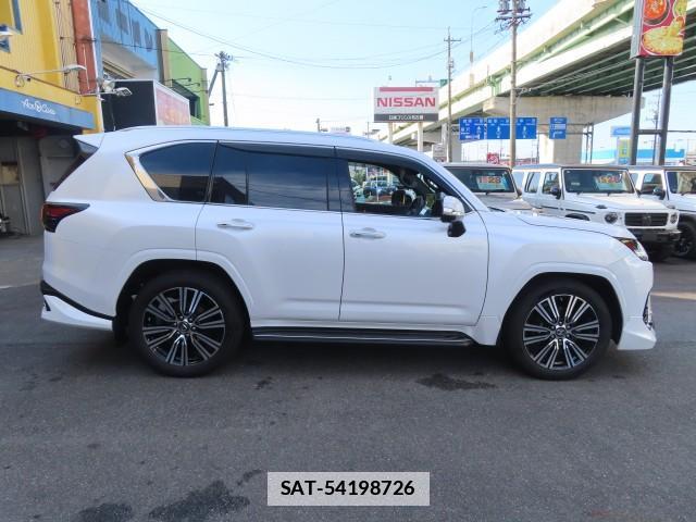 Lexus LX 2023-06 7794566-9