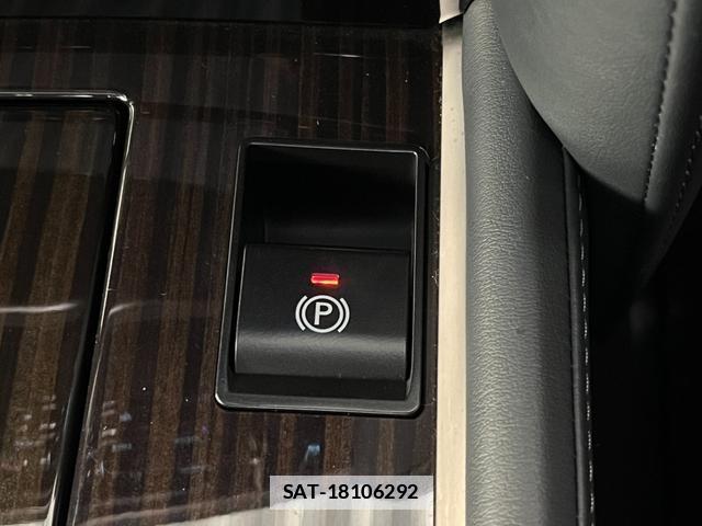 Lexus LX 2019-02 7801929-18