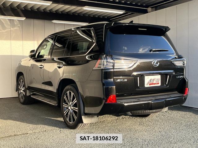 Lexus LX 2019-02 7801929-9