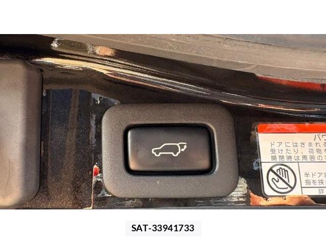 Lexus LX 2016-06 7805502-18