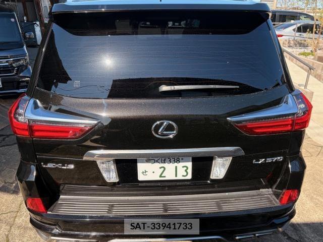 Lexus LX 2016-06 7805502-3