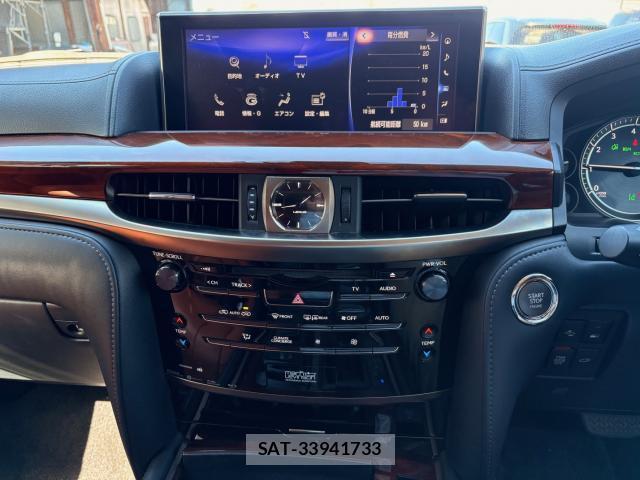 Lexus LX 2016-06 7805502-4