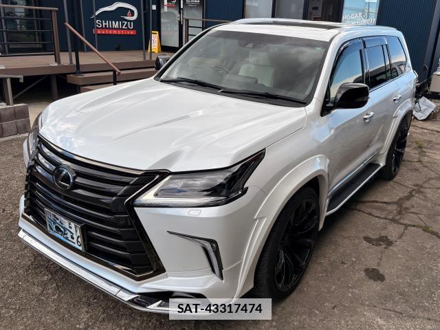 Lexus LX 2019-10 7805503-0