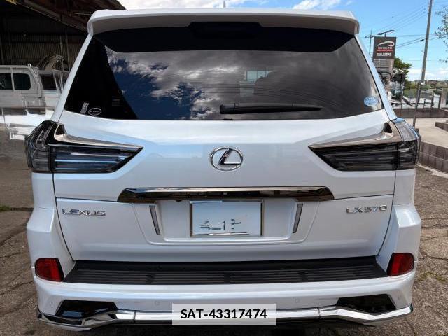 Lexus LX 2019-10 7805503-16