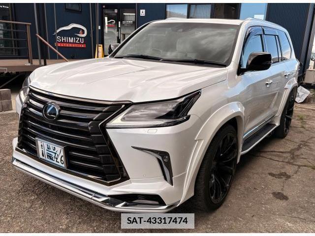 Lexus LX 2019-10 7805503-17
