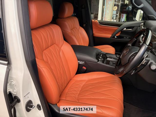 Lexus LX 2019-10 7805503-7