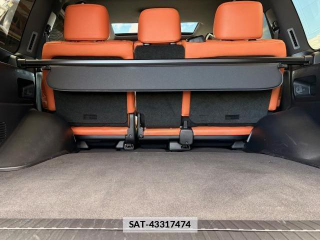 Lexus LX 2019-10 7805503-9