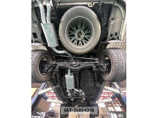 Lexus LX 2016-07 7807098-18