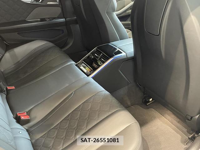 Bmw M8 2024-03 7796032-12