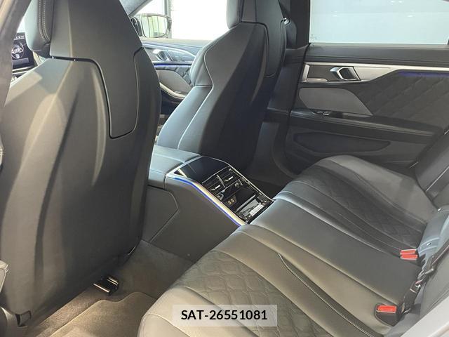 Bmw M8 2024-03 7796032-13