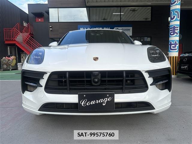 Porsche MACAN 2020-12 7793046-1