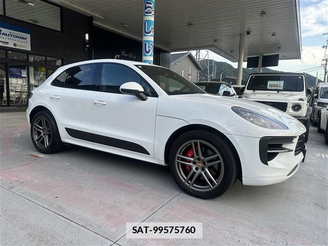 Porsche MACAN 2020-12 7793046-4