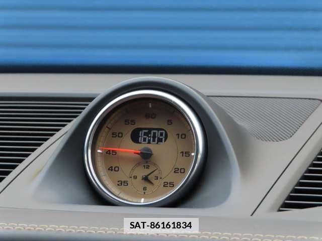 Porsche MACAN 2020-09 7794572-7