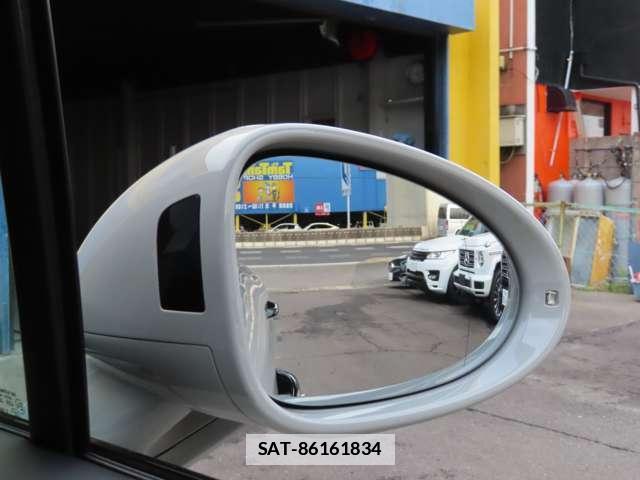 Porsche MACAN 2020-09 7794572-9