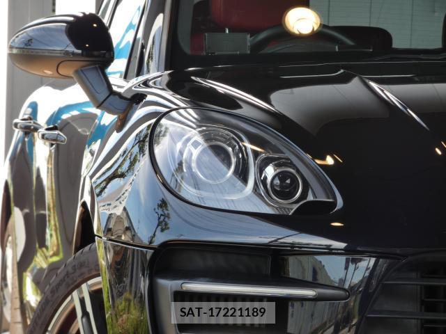 Porsche MACAN 2014-12 7798481-2