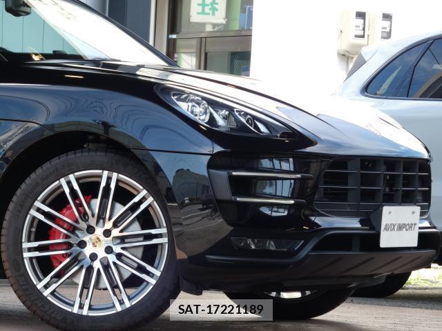 Porsche MACAN 2014-12 7798481-4