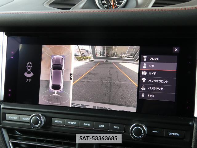 Porsche MACAN 2020-09 7798485-10
