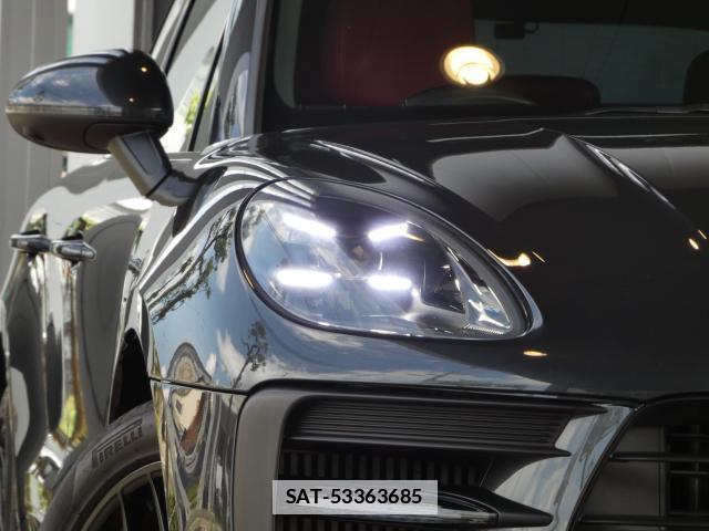 Porsche MACAN 2020-09 7798485-2