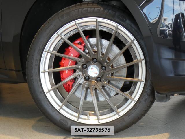 Porsche MACAN 2016-11 7800562-5