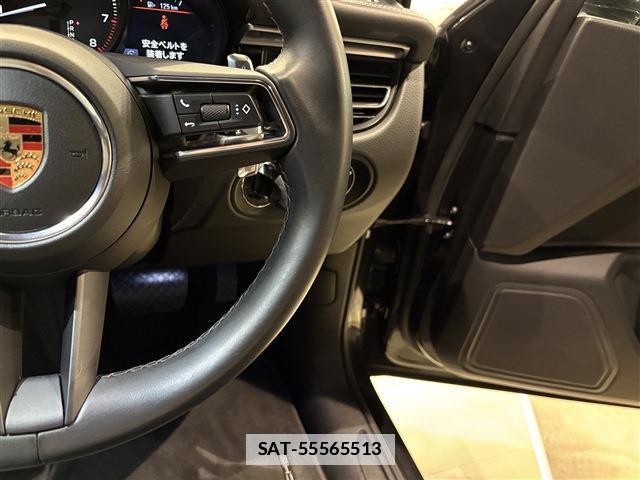 Porsche MACAN 2021-11 7802173-13