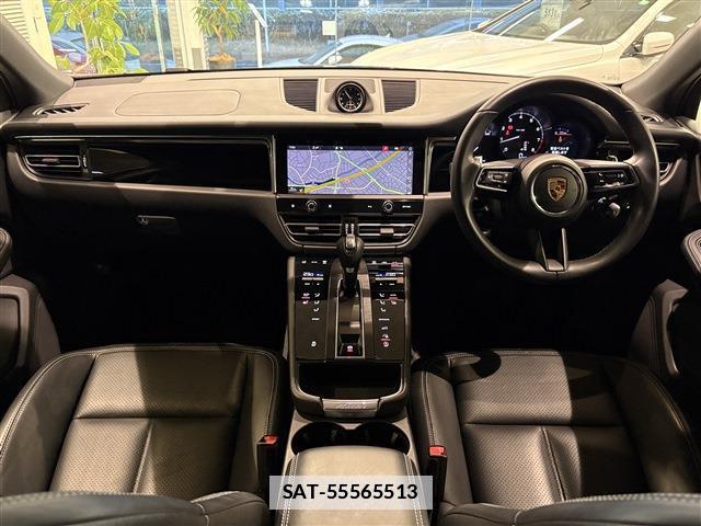 Porsche MACAN 2021-11 7802173-8