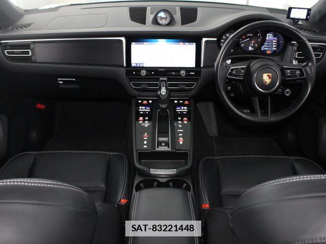 Porsche MACAN 2023-07 7802533-1