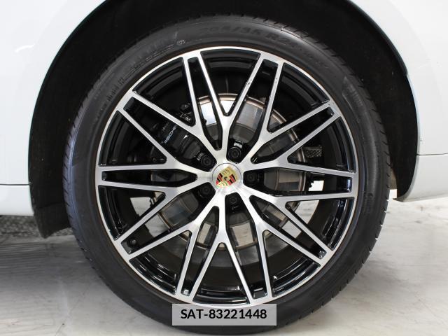 Porsche MACAN 2023-07 7802533-14