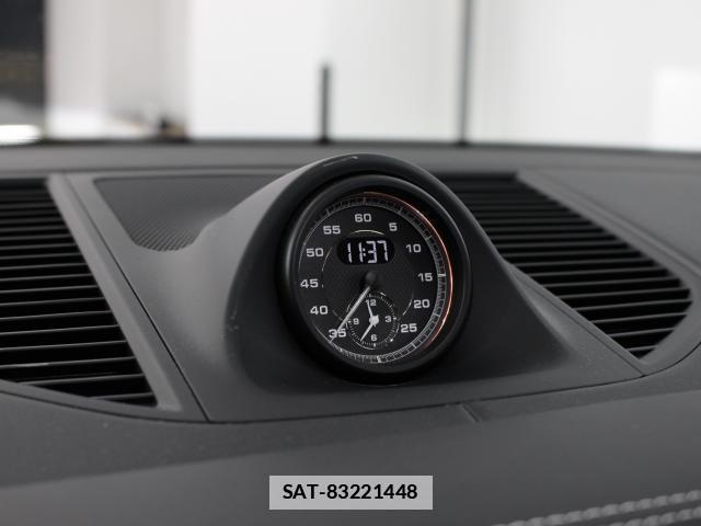 Porsche MACAN 2023-07 7802533-18