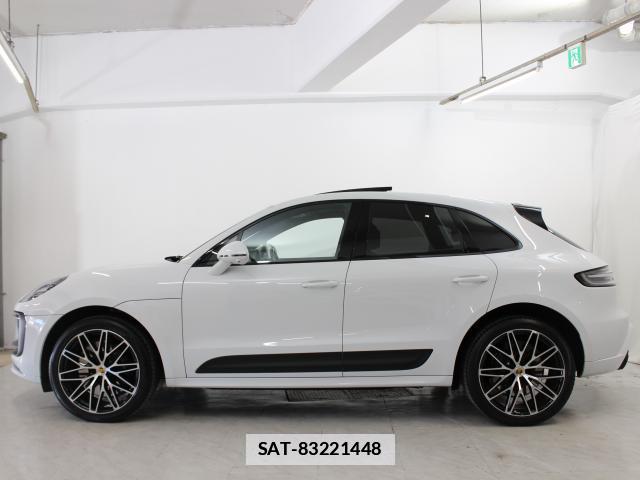 Porsche MACAN 2023-07 7802533-4