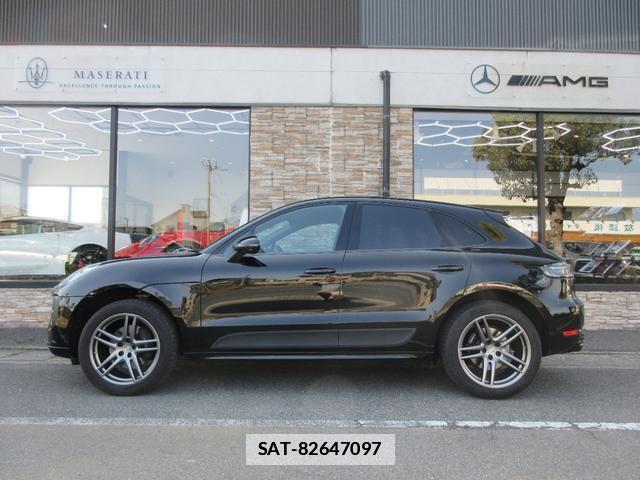 Porsche MACAN 2020-12 7804351-3