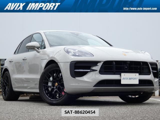 Porsche MACAN 2021-05 7806301-0