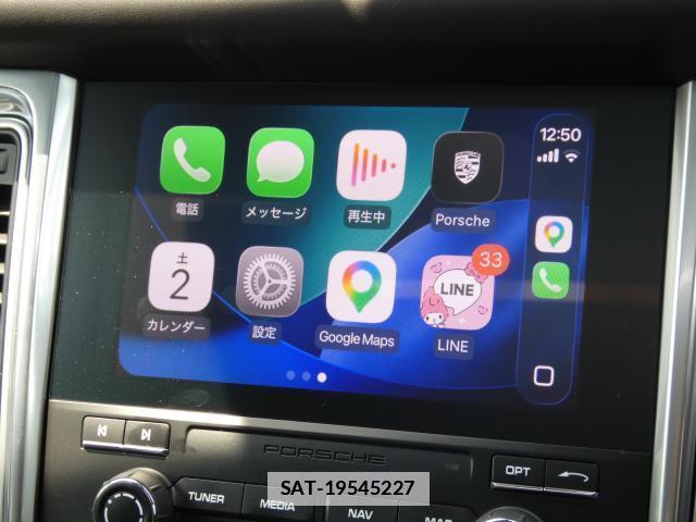 Porsche MACAN 2018-03 7806302-11