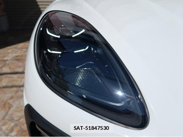 Porsche MACAN 2016-02 7806548-12