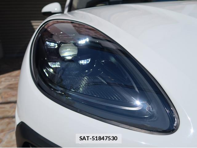 Porsche MACAN 2016-02 7806548-14