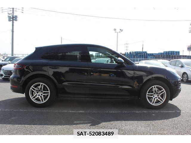 Porsche MACAN 2017-10 7809490-1