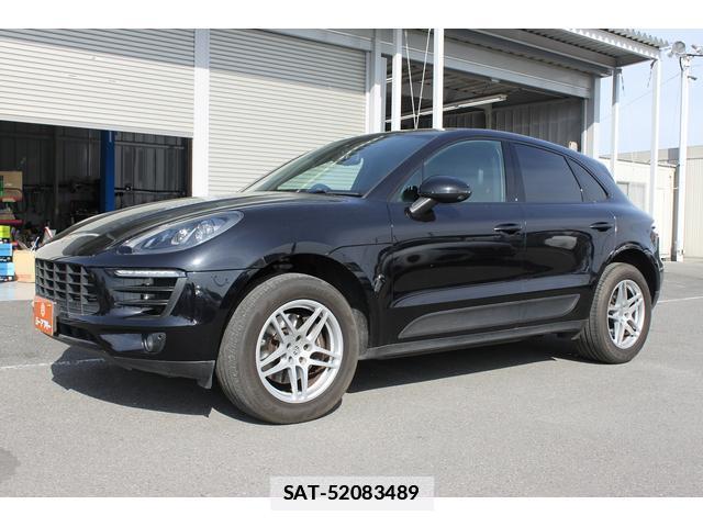 Porsche MACAN 2017-10 7809490-12