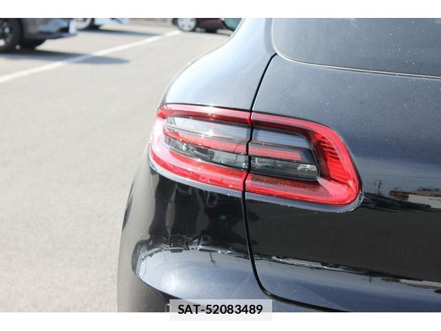 Porsche MACAN 2017-10 7809490-16