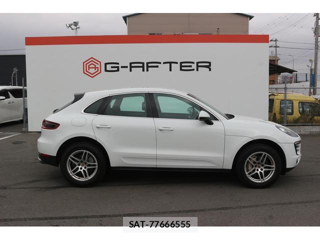 Porsche MACAN 2014-12 7809492-10