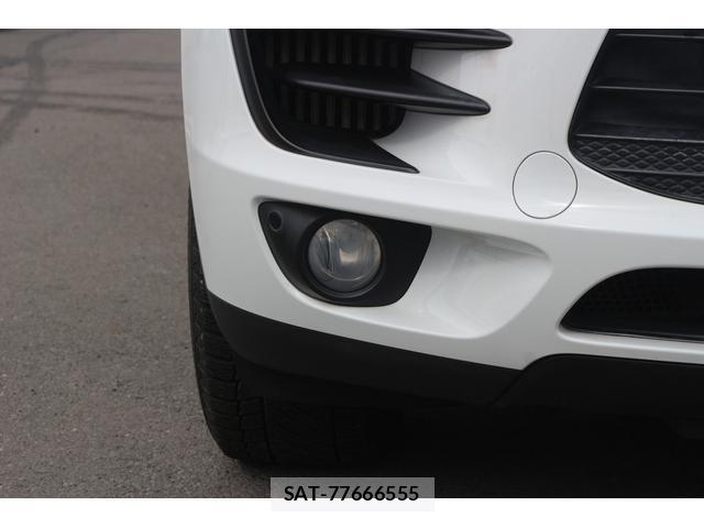 Porsche MACAN 2014-12 7809492-17
