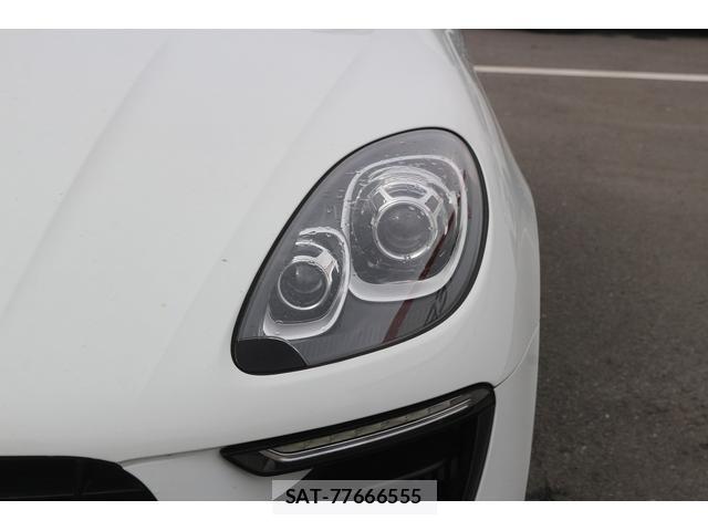 Porsche MACAN 2014-12 7809492-18