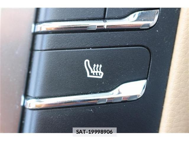 Porsche MACAN 2015-12 7809516-3