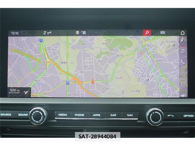 Porsche MACAN 2020-03 7809526-1