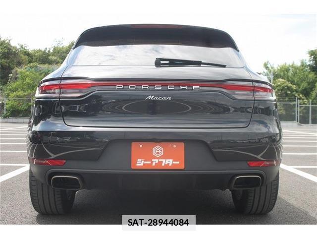 Porsche MACAN 2020-03 7809526-11